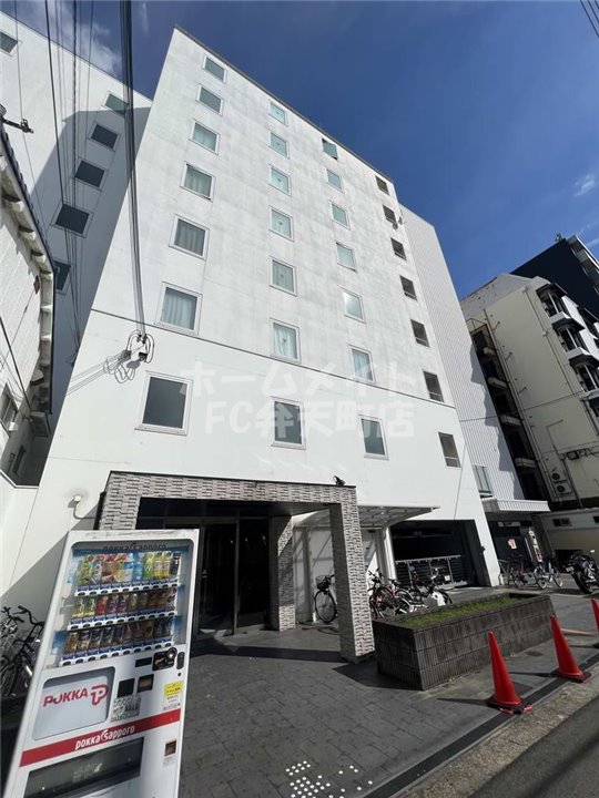 建物外観　外観は落ち着いています