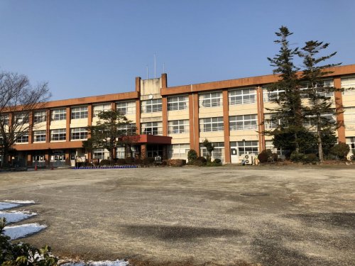 小学校　鞍手町立剣北小学校（小学校）まで1564m