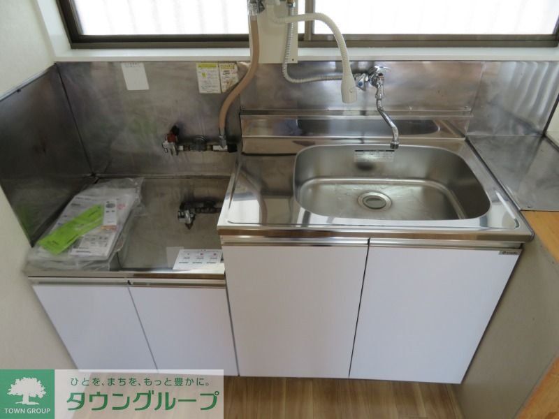 キッチン　※別部屋参考写真　現況優先