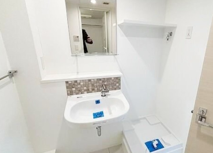 洗面設備　レガシア南麻布（別部屋参考画像）