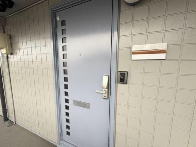 ヒルサイドテラス A棟の玄関写真
