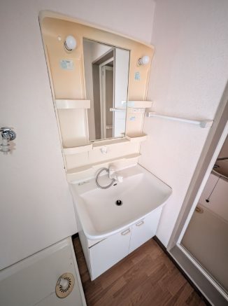 洗面設備　※他部屋参照
