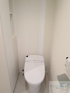 トイレ　※同タイプの別のお部屋です。