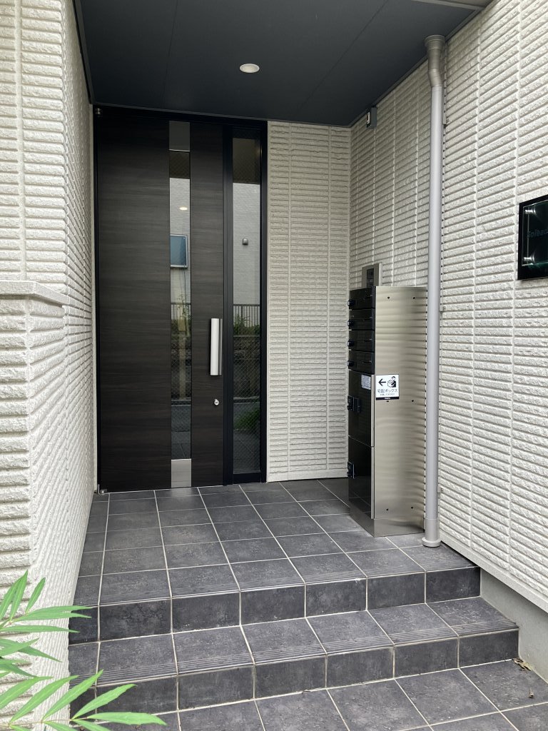 エントランス　エントランス