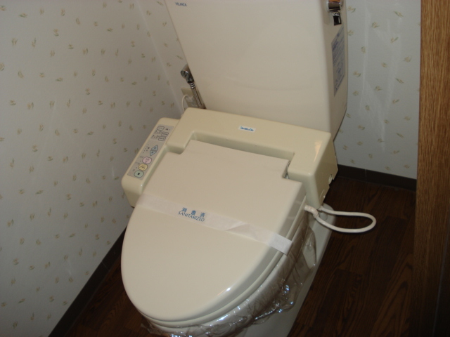 トイレ　シャワー付トイレ（イメージ）