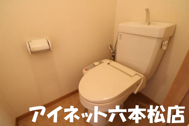 トイレ　落ち着く空間ですね。