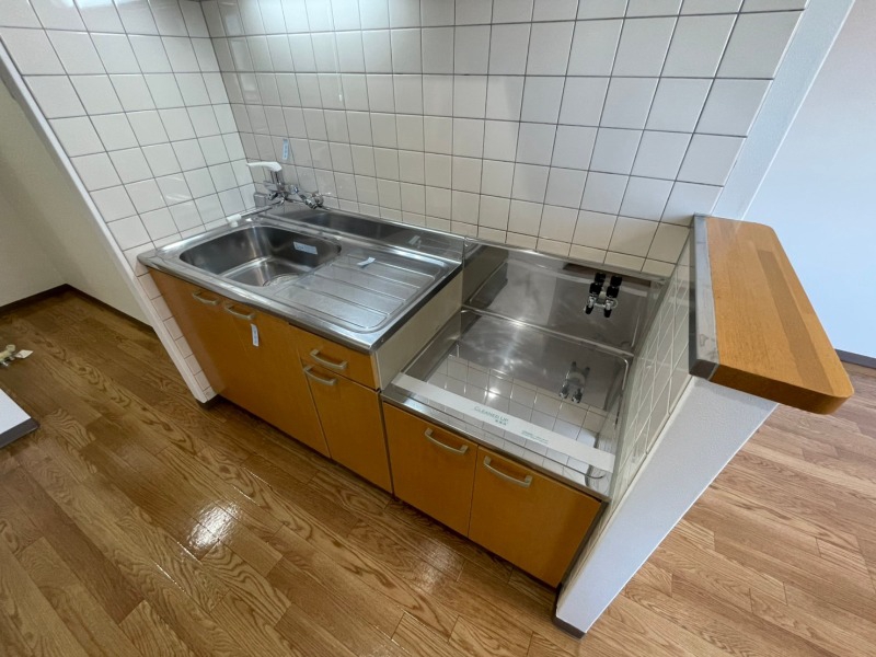 キッチン　こちらはキッチン。調理スペースもあり使いやすそうです。
