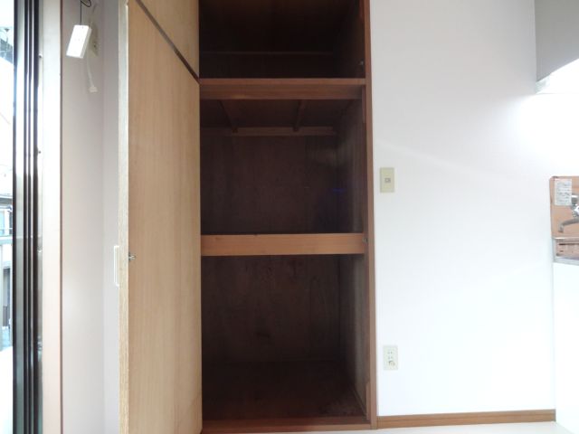 収納　押入なのでたくさん入ります