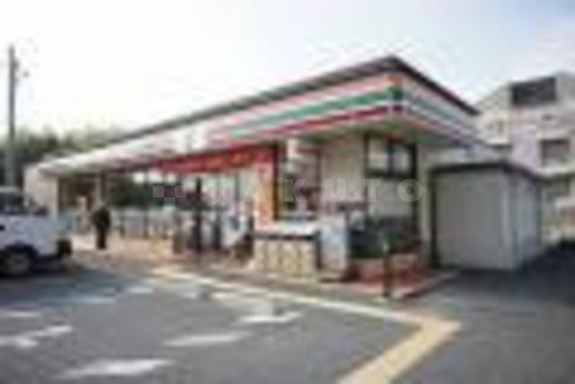 コンビニ　セブンイレブン　豊中東泉丘店（コンビニ）まで1746m