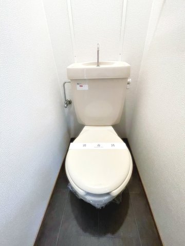 トイレ　トイレもきれいです