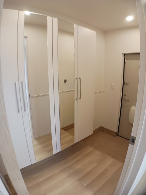 玄関　明るい玄関です