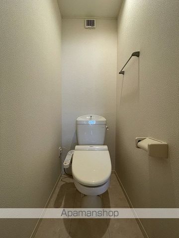 仙台市地下鉄南北線 泉中央駅 徒歩27分 2階建 築13年のトイレ写真