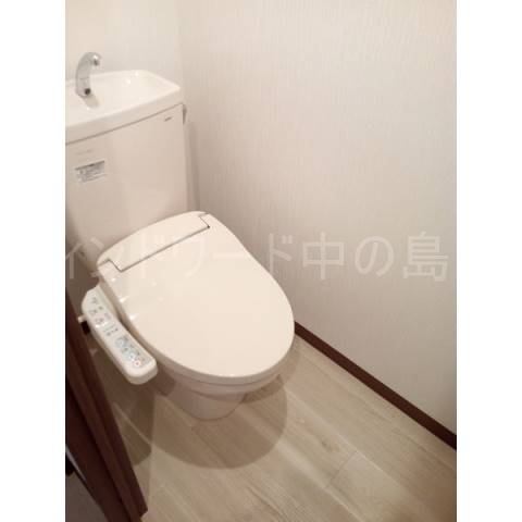 トイレ　詳細は、ウィンドワード中の島店までご相談下さい。