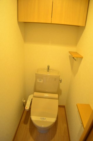 トイレ　ウォシュレット付きが嬉しいトイレです