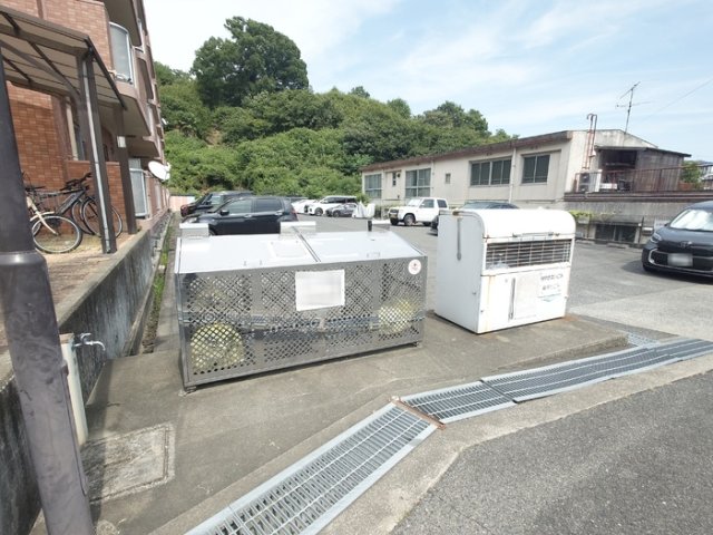 その他　敷地内ゴミステーション