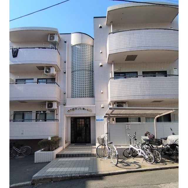 建物外観　２０２３年２月撮影