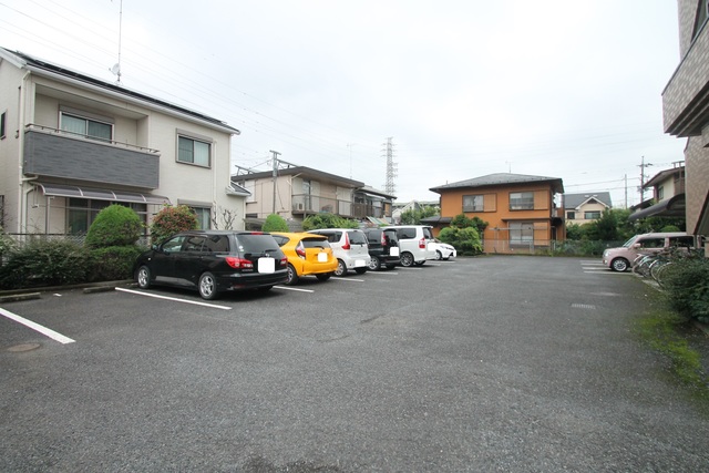 駐車場　駐車場！