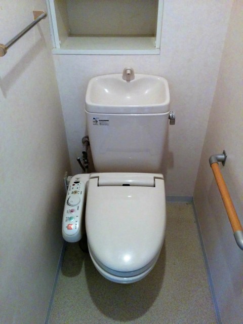 トイレ　別室参考