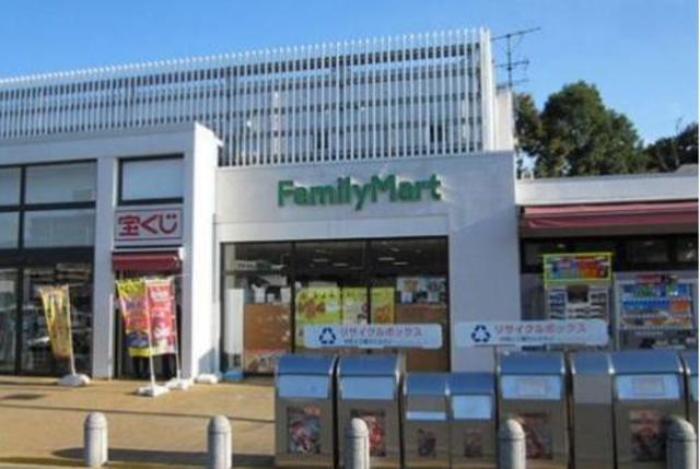 コンビニ　ファミリーマート港北PA下り店（コンビニ）まで460m
