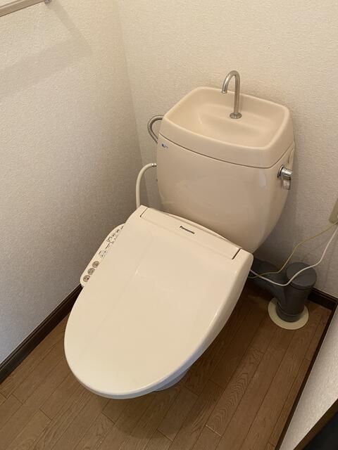シャルムハイツDのトイレ写真