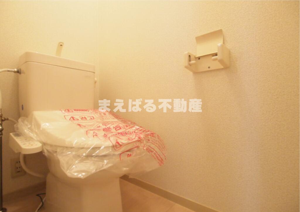 トイレ　温水洗浄便座