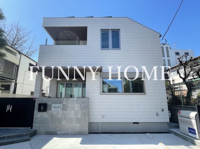 小田急線 下北沢駅 徒歩8分 築3年