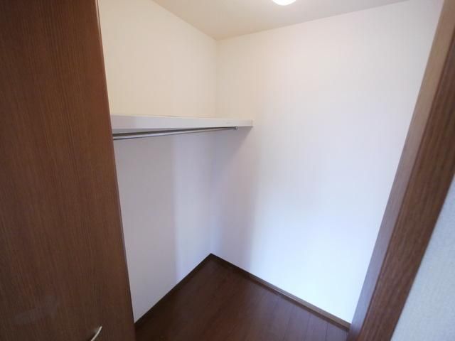 収納　★収納たっぷりウォークインクローゼット★