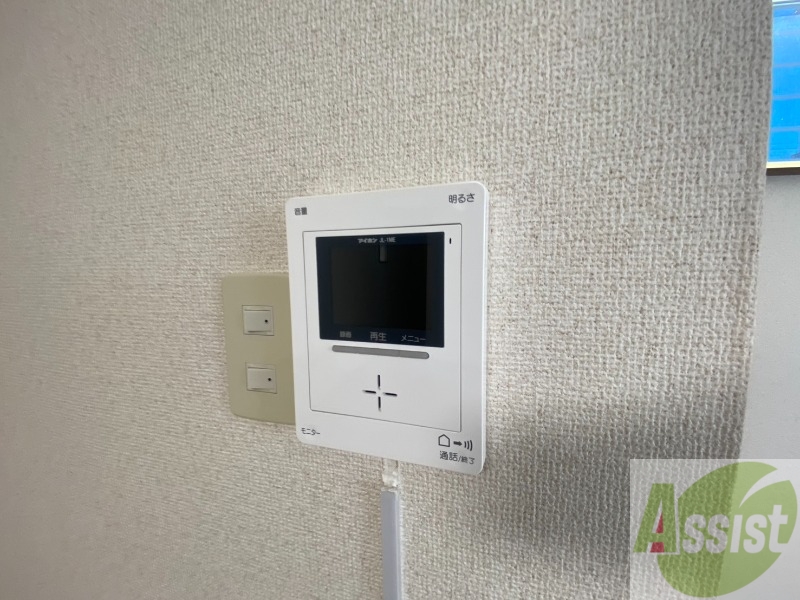 セキュリティ　インターホンで来客確認ができます。安心ですね。