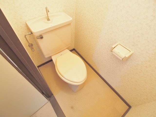 トイレ　※同じ間取りの別部屋のお写真です※