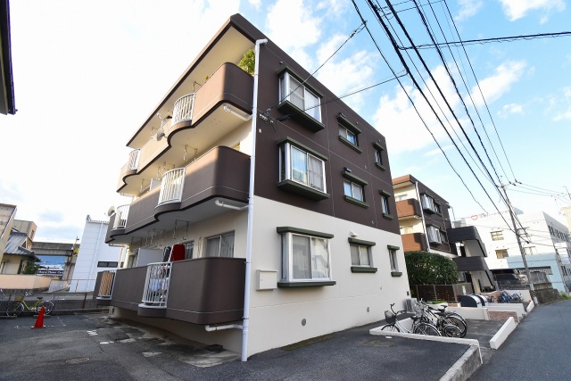 建物外観　※同じ間取りの別部屋のお写真です※