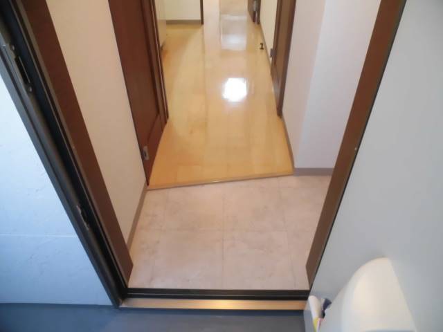 フジパレスフォーゲルI番館の玄関写真
