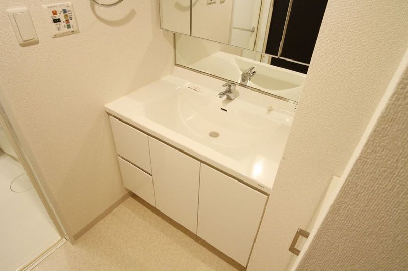 洗面設備　別タイプ部屋　参考写真です