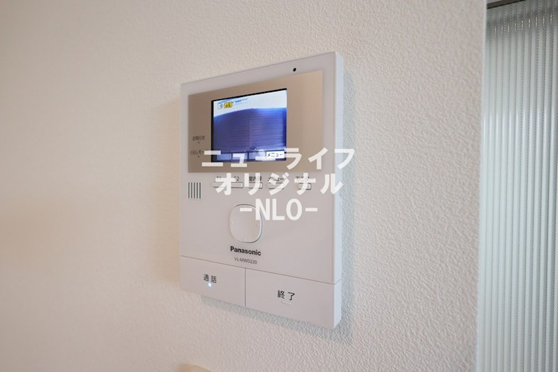 セキュリティ　来訪者を室内から確認出来るテレビモニターホン※別室参照、現況