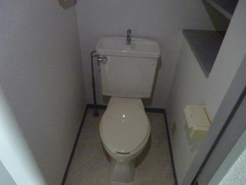 エクスパンションのトイレ写真
