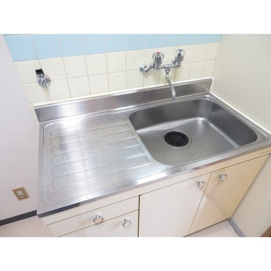 シャインハイム草加新田IIのキッチン写真