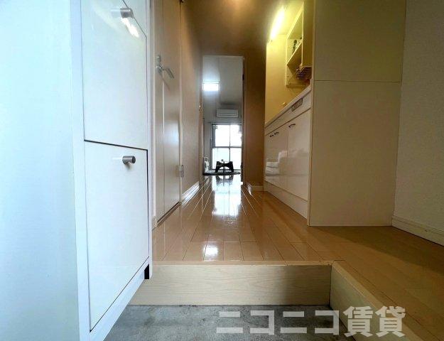 ＪＲ南武線 川崎新町駅 徒歩9分 2階建 築22年の玄関写真