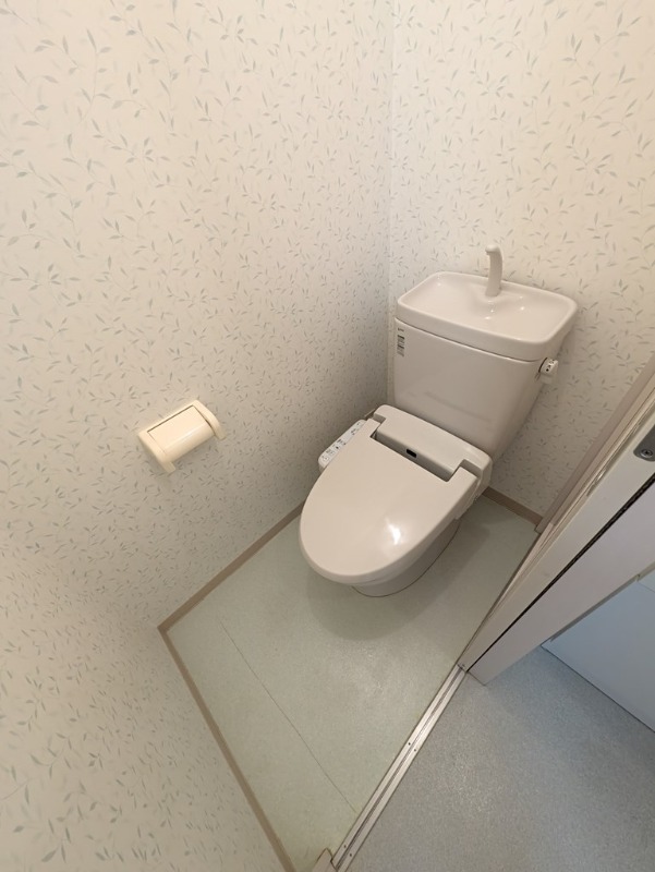 遠州鉄道 曳馬駅 徒歩16分 2階建 築17年のトイレ写真