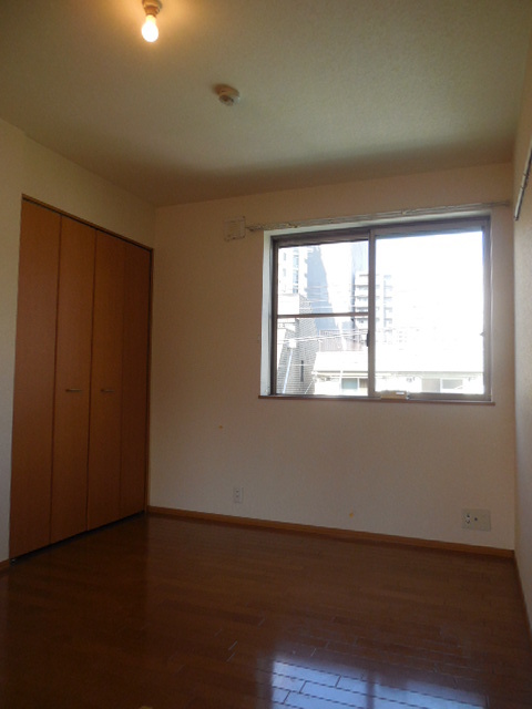 その他部屋・スペース　★明るいフローリングのお部屋です★