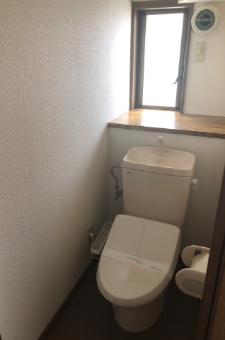 ＪＲ山陽本線 福山駅 徒歩59分 2階建 築30年のトイレ写真