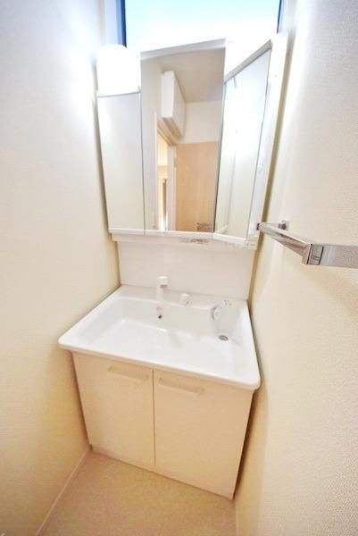 旭町7丁目戸建の内装写真