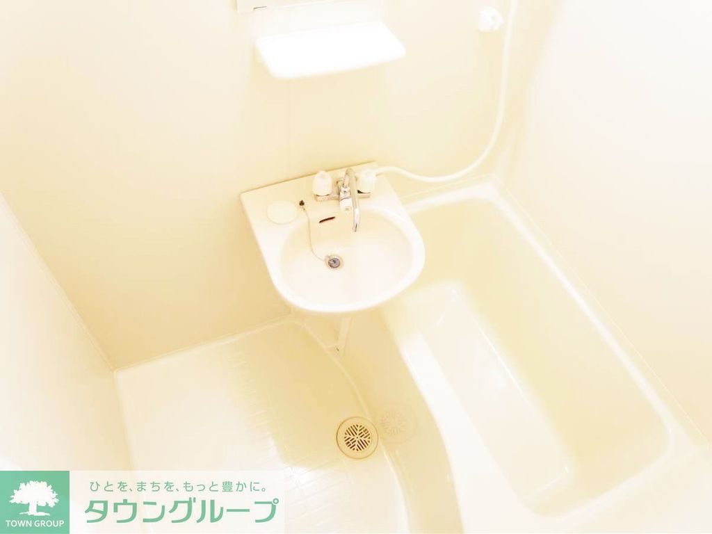 ＪＲ東海道本線 戸塚駅 徒歩21分 3階建 築18年の風呂写真