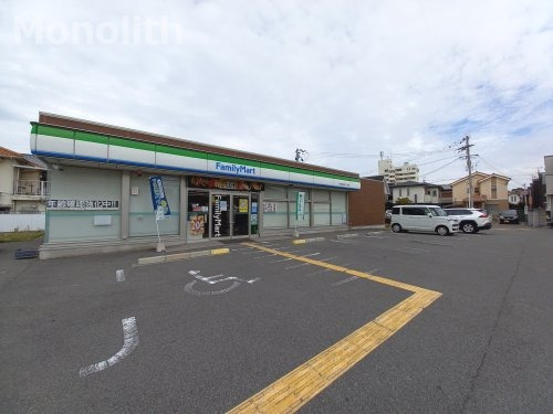 コンビニ　ファミリーマート 岸和田野田町二丁目店（コンビニ）まで710m