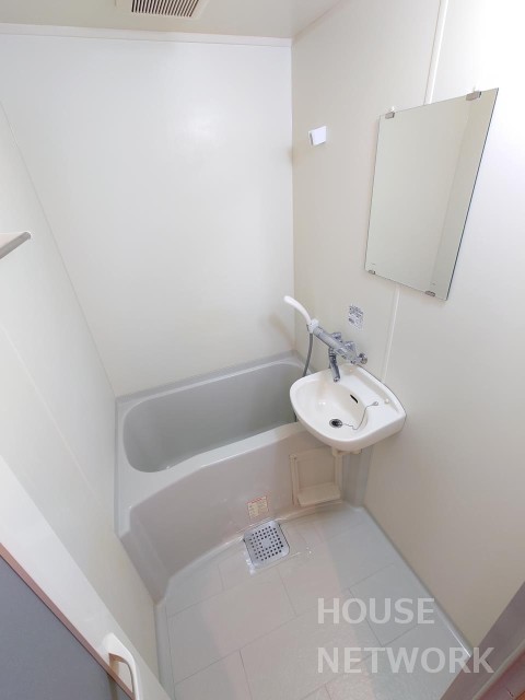 二条CUBEの風呂写真