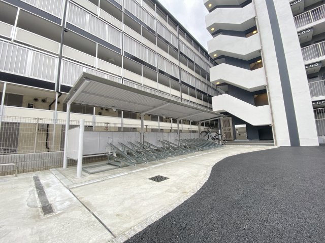 その他共有部分　屋根付き駐輪場★