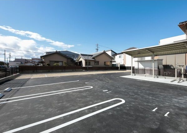 駐車場　名古屋で一番初期費用の安い賃貸専門の不動産会社です(^^)