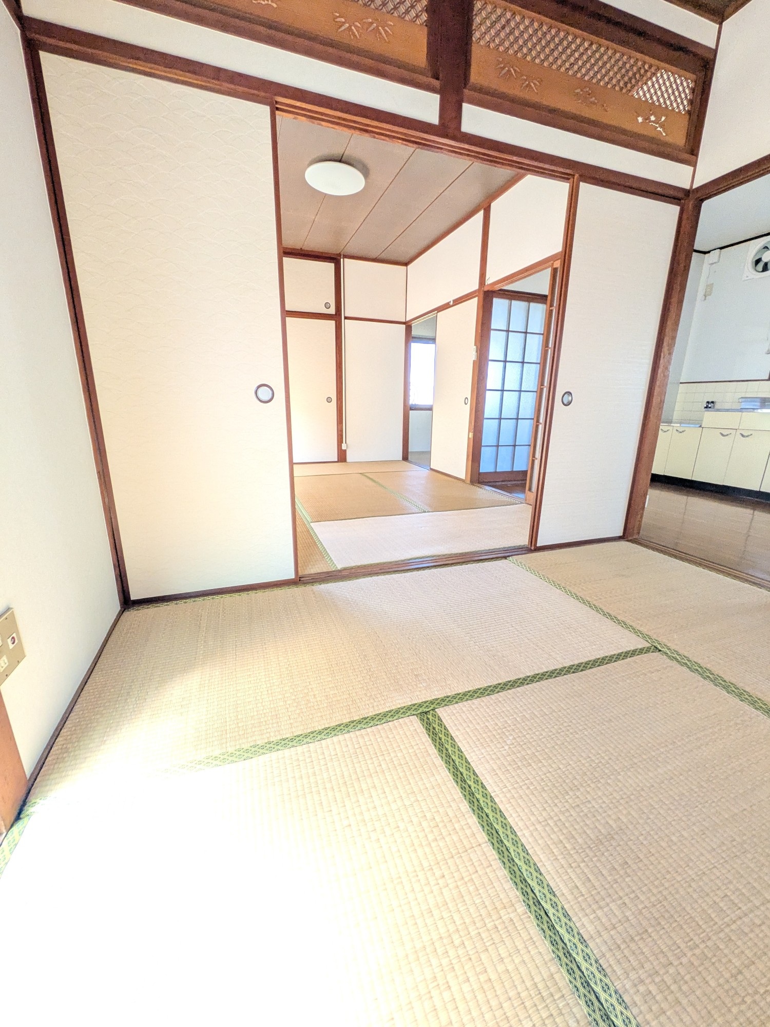 稗田中町貸家の居間写真