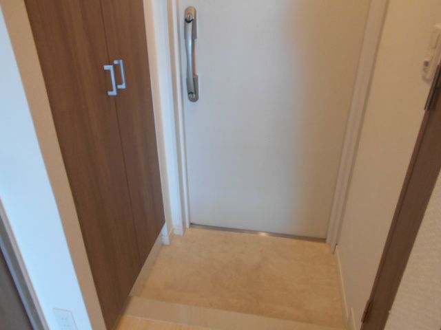 玄関　参考写真