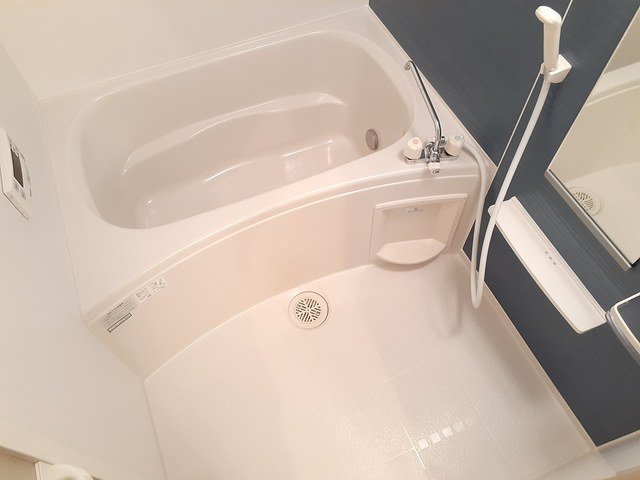 バス・シャワールーム　お風呂で日々の疲れを落としましょう