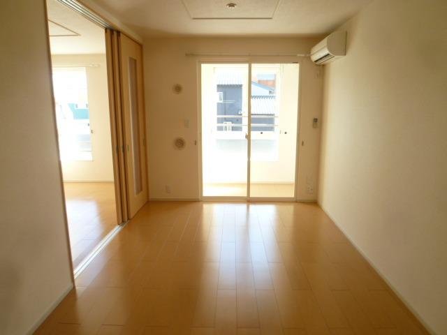 居室・リビング　ゆったりとしたリビングです