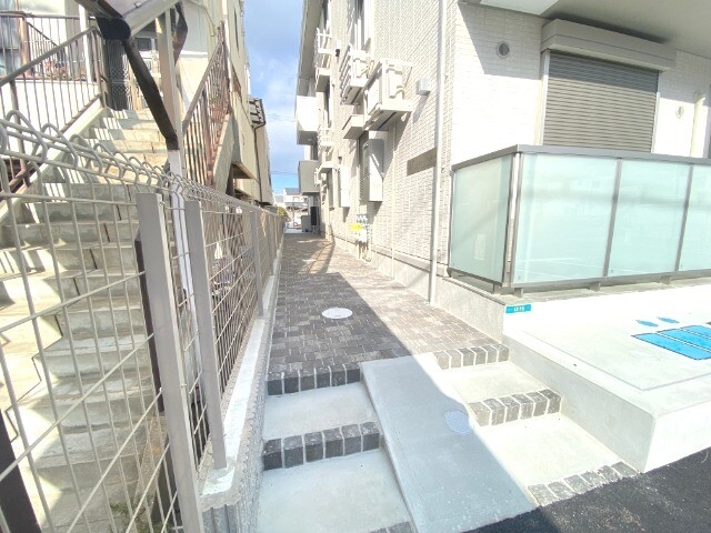 エムライズ大蔵中町の外観写真